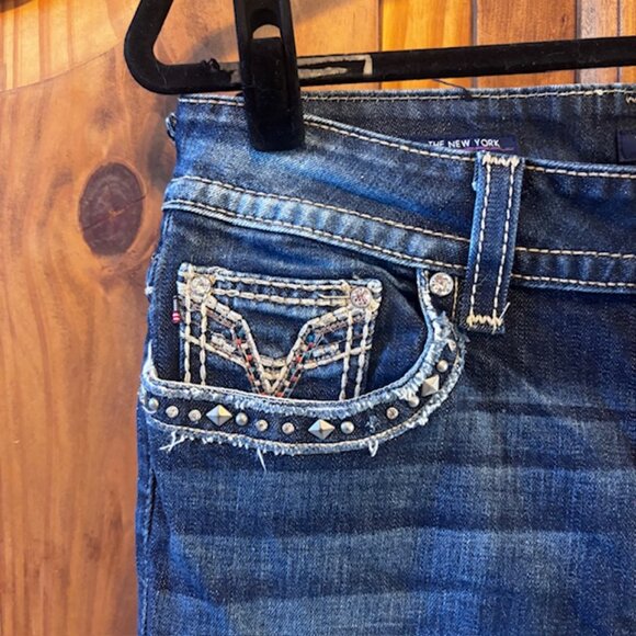 Vigoss 'The New York' Boot Cut Jeans - Size 10R - Picture 2 of 12